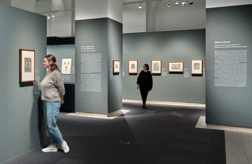 St presse ausstellungsansicht vorduerer 1 web