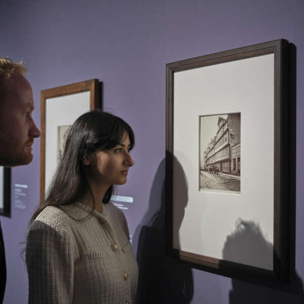 St presse ausstellungsansichten frankfurt forever 3