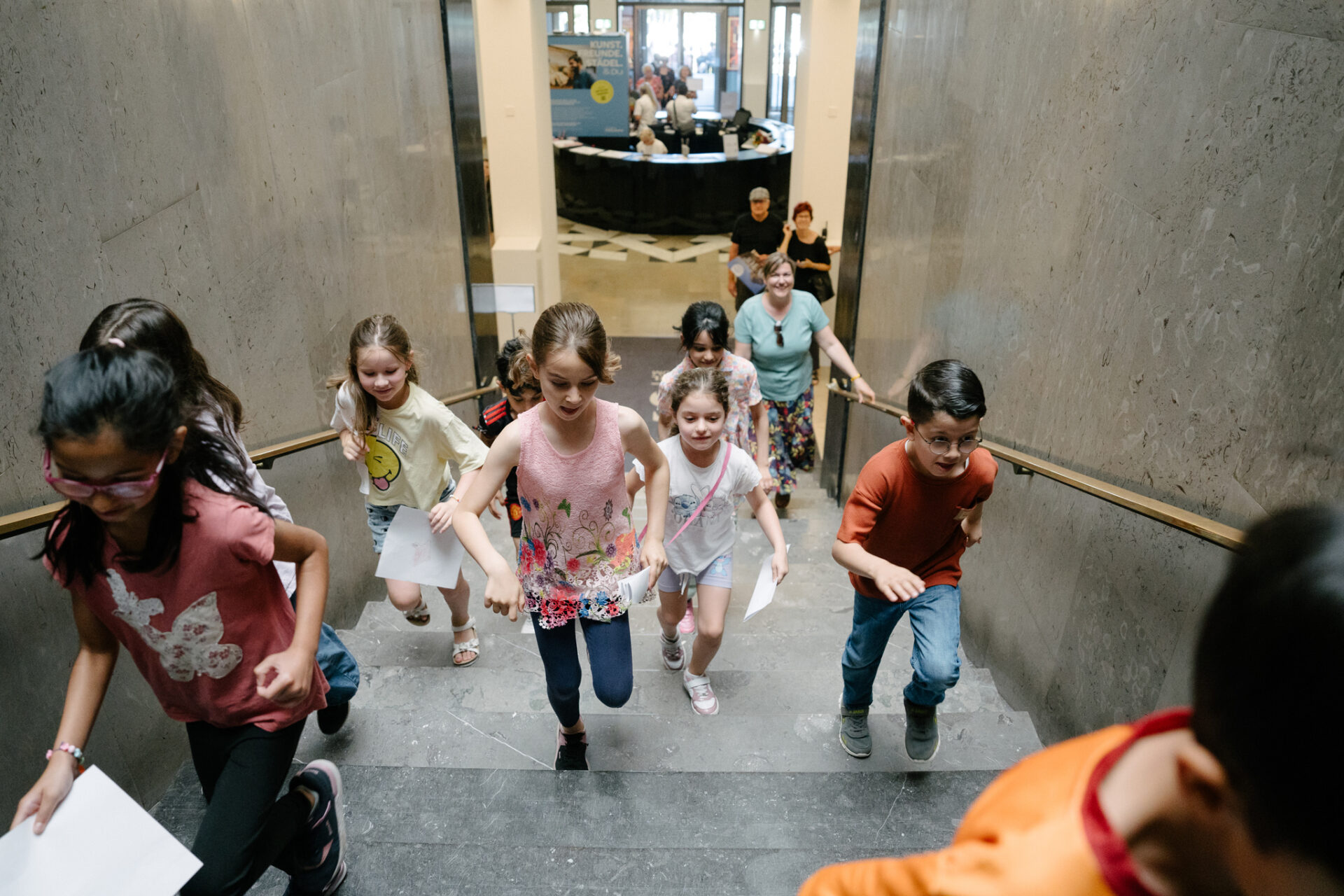 2024 Bildungwoche Kinder Fuehrung 01