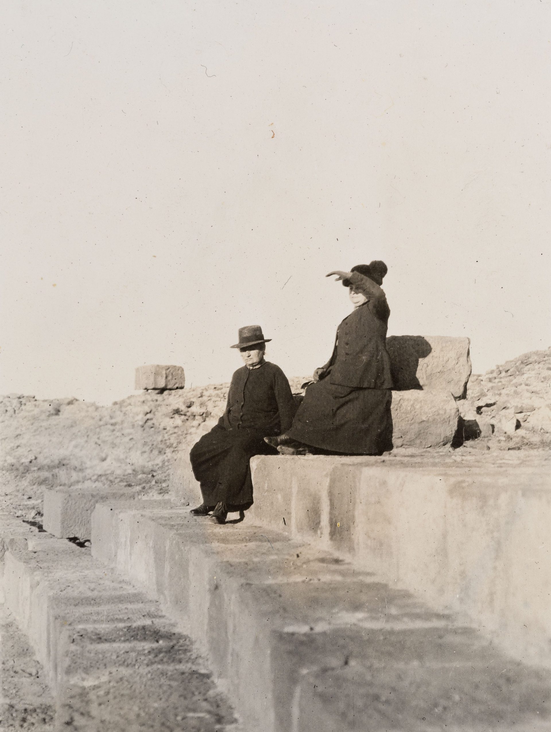 St presse jeanne smith ottilie w roederstein und elisabeth h winterhalter in timgad