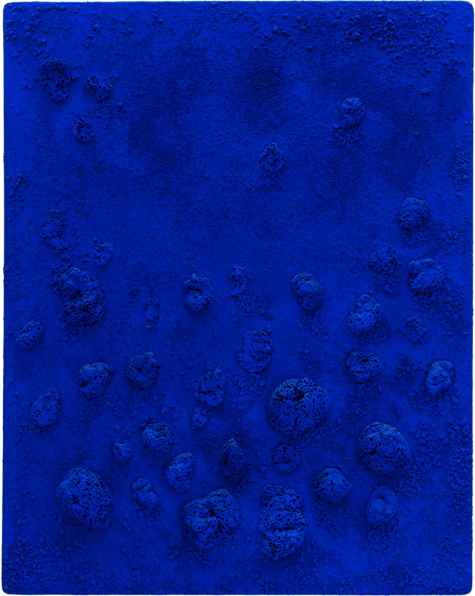 St presse close up klein relief eponge bleu 1960 web
